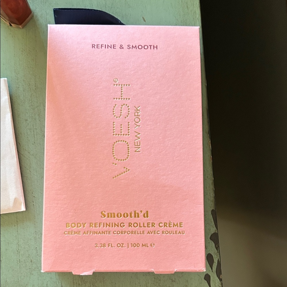 VOESH New York Smooth'd Body Roller Crème - Pink